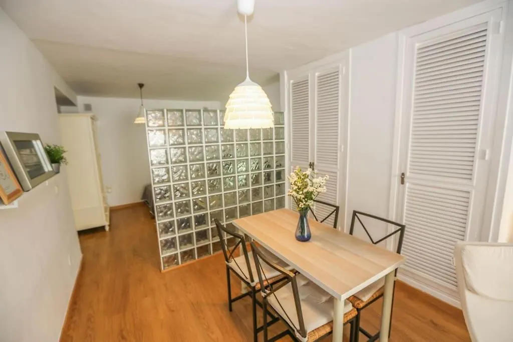 Apartamento Leo Almuñécar 0*,